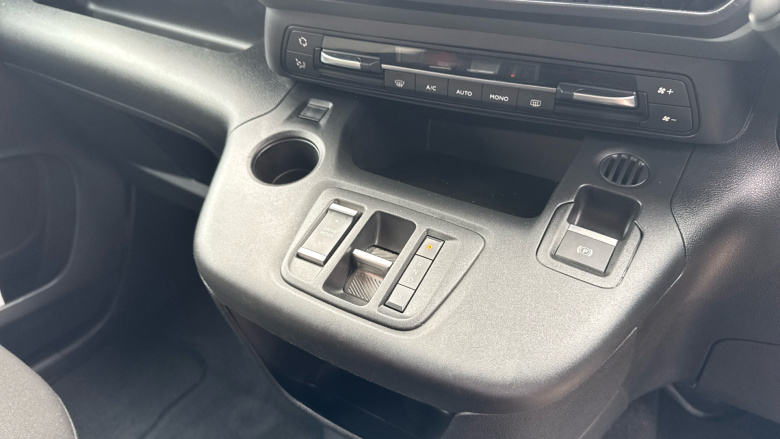 Citroen Berlingo 100kW Flair XTR XL 50kWh 5dr Auto [7 seat] Electric Estate